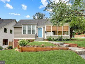 1130 17TH Street S, Arlington VA 22202