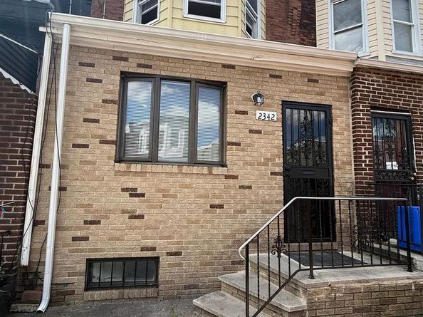 2342 Tasker Street, Philadelphia PA 19145