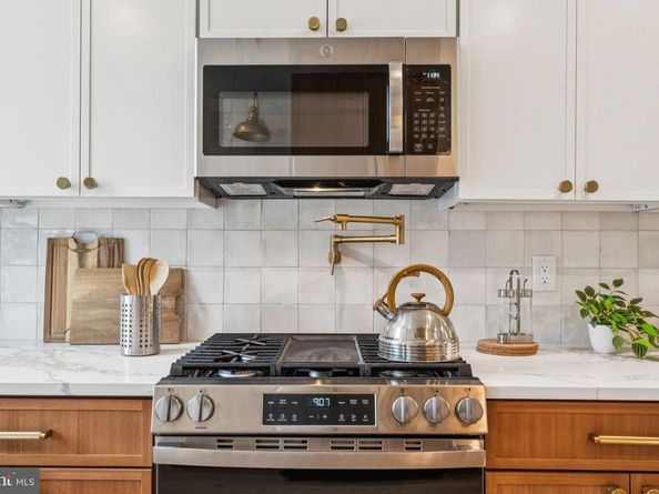 2013 E Firth Street, Philadelphia PA 19125