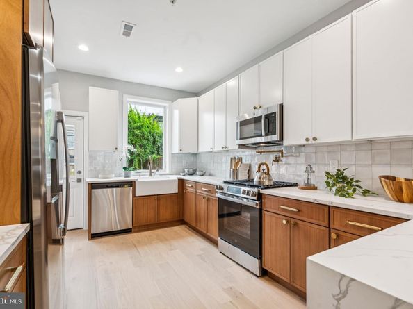 2013 E Firth Street, Philadelphia PA 19125