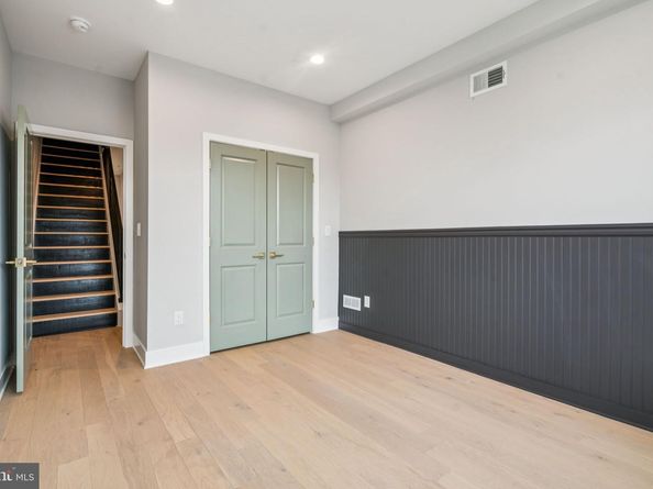 2013 E Firth Street, Philadelphia PA 19125