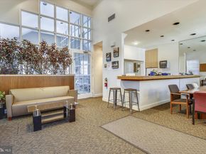 1612 W Abingdon Drive 202, Alexandria VA 22314