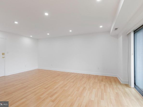 1931 N Cleveland Street 207, Arlington VA 22201