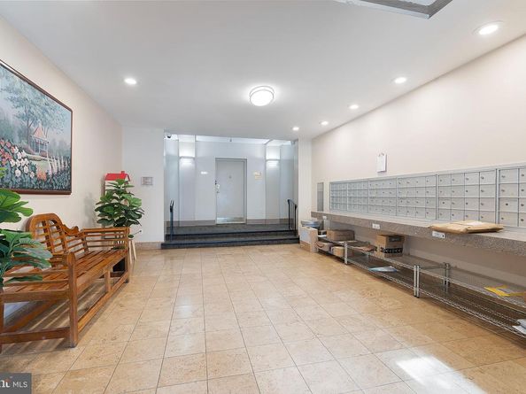 1931 N Cleveland Street 207, Arlington VA 22201