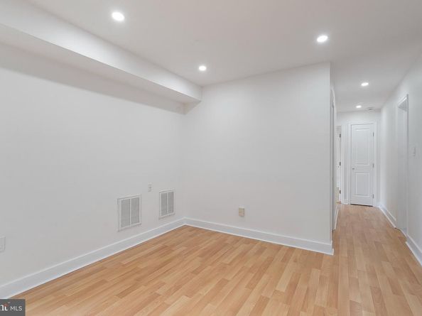 1931 N Cleveland Street 207, Arlington VA 22201