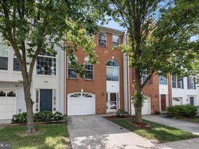 2448 Rolling Plains Drive, Herndon VA 20171