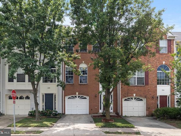 2448 Rolling Plains Drive, Herndon VA 20171