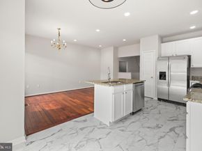 2448 Rolling Plains Drive, Herndon VA 20171