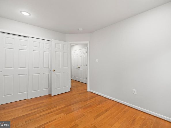 2448 Rolling Plains Drive, Herndon VA 20171