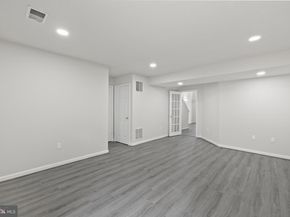 2448 Rolling Plains Drive, Herndon VA 20171