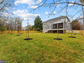 1711 Drewlaine Drive, Vienna VA 22182