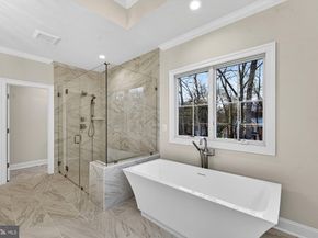 1711 Drewlaine Drive, Vienna VA 22182