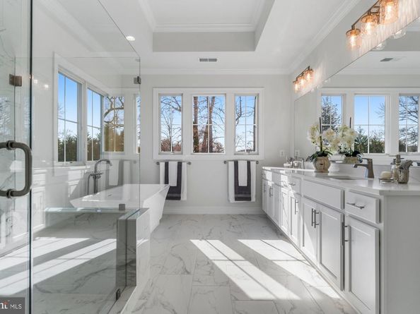 1711 Drewlaine Drive, Vienna VA 22182