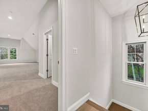1711 Drewlaine Drive, Vienna VA 22182