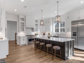 1711 Drewlaine Drive, Vienna VA 22182