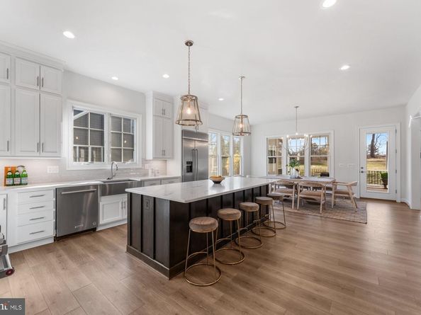 1711 Drewlaine Drive, Vienna VA 22182