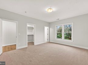 1711 Drewlaine Drive, Vienna VA 22182