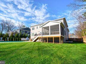 1711 Drewlaine Drive, Vienna VA 22182