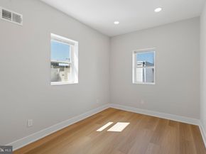 627 Durfor Street, Philadelphia PA 19148