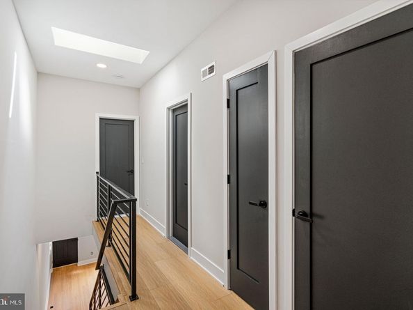 627 Durfor Street, Philadelphia PA 19148