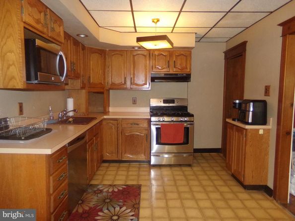 157 W Plumstead Avenue, Lansdowne PA 19050