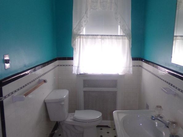 157 W Plumstead Avenue, Lansdowne PA 19050