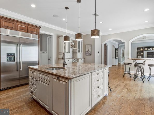 6031 Corland Court, Mclean VA 22101