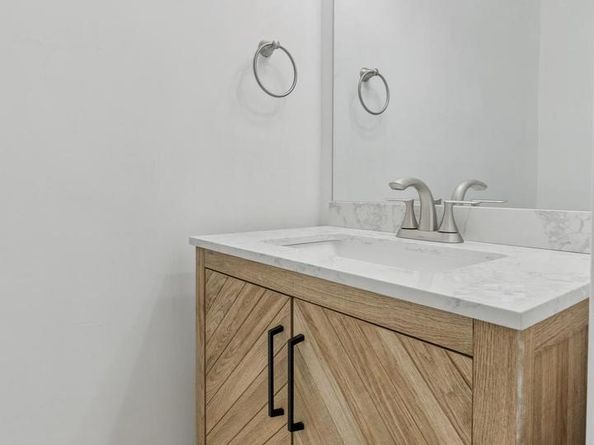 24 55TH Street NE, Washington DC 20019