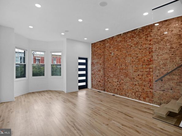2932 Cambridge Street, Philadelphia PA 19130