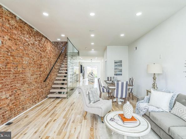 2932 Cambridge Street, Philadelphia PA 19130