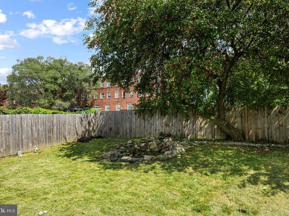 140 W Price Street, Philadelphia PA 19144