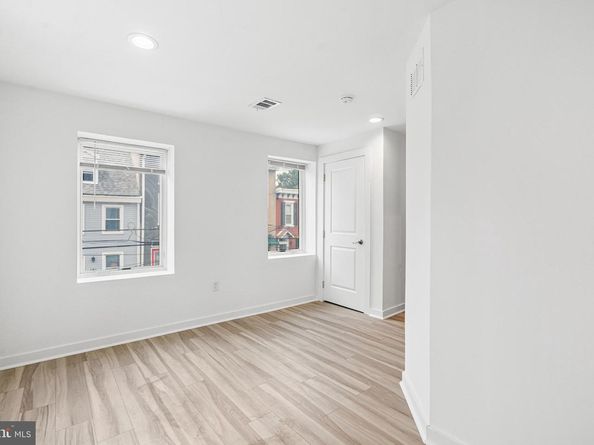 140 W Price Street, Philadelphia PA 19144