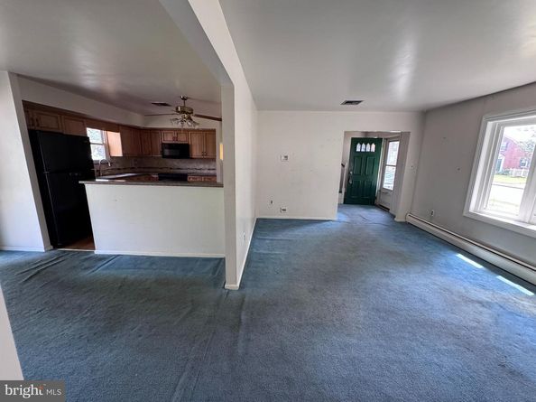 2807 Academy Avenue, Holmes PA 19043