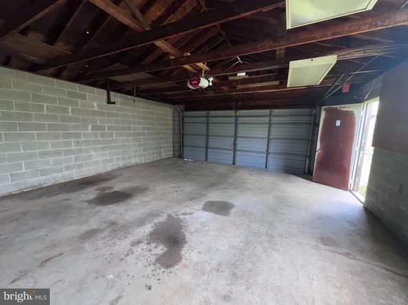 2807 Academy Avenue, Holmes PA 19043