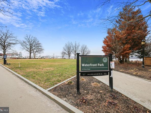4614 Kling Drive, Alexandria VA 22312