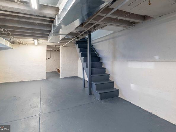 2865 N Garnet Street, Philadelphia PA 19132