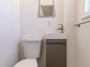 2865 N Garnet Street, Philadelphia PA 19132