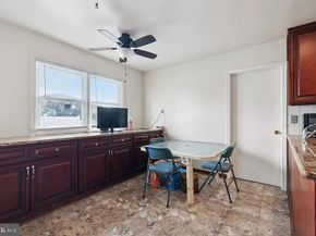 114 Almatt Place, Philadelphia PA 19115