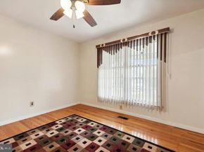 114 Almatt Place, Philadelphia PA 19115