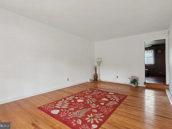 114 Almatt Place, Philadelphia PA 19115