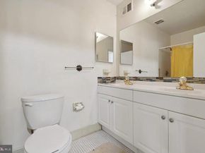 114 Almatt Place, Philadelphia PA 19115