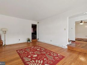 114 Almatt Place, Philadelphia PA 19115