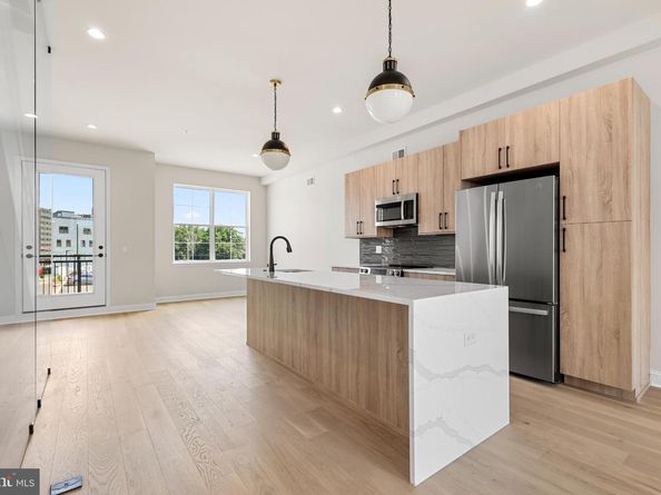 4038 Marilyn Drive, Philadelphia PA 19131