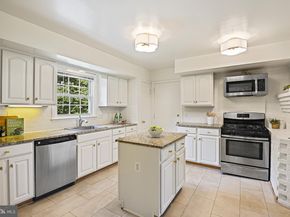 8007 Lewinsville Road, Mclean VA 22102