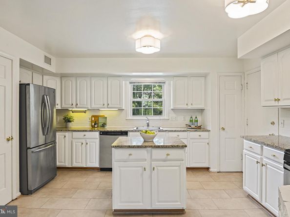 8007 Lewinsville Road, Mclean VA 22102