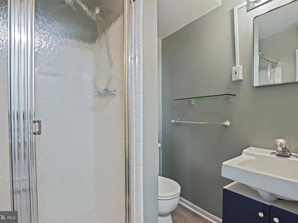 8007 Lewinsville Road, Mclean VA 22102