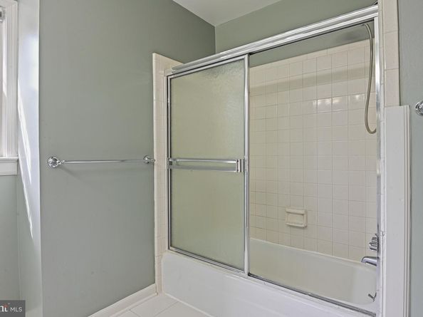 8007 Lewinsville Road, Mclean VA 22102
