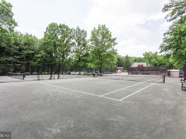 8007 Lewinsville Road, Mclean VA 22102