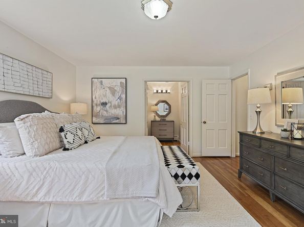 8007 Lewinsville Road, Mclean VA 22102