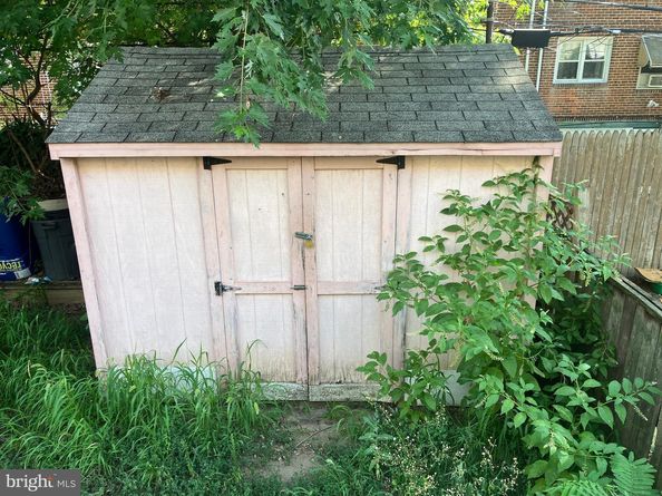 4521 Mckinley Street, Philadelphia PA 19135